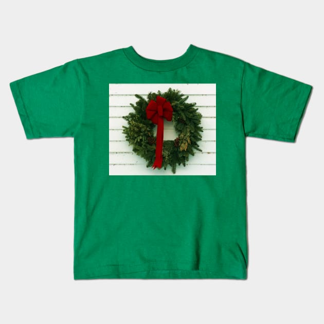 Christmas Wreath Kids T-Shirt by Rob Johnson Photography